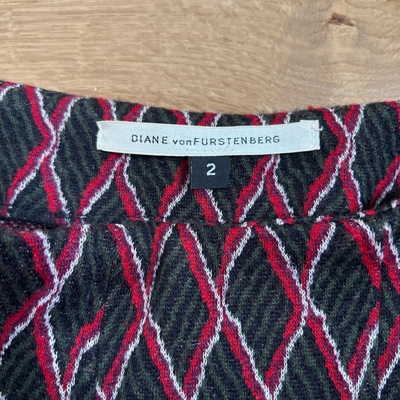 DVF Diane von Furstenberg Jacquard Inverted Pleat A-Line Printed Knit Skirt 2 - Picture 4 of 8